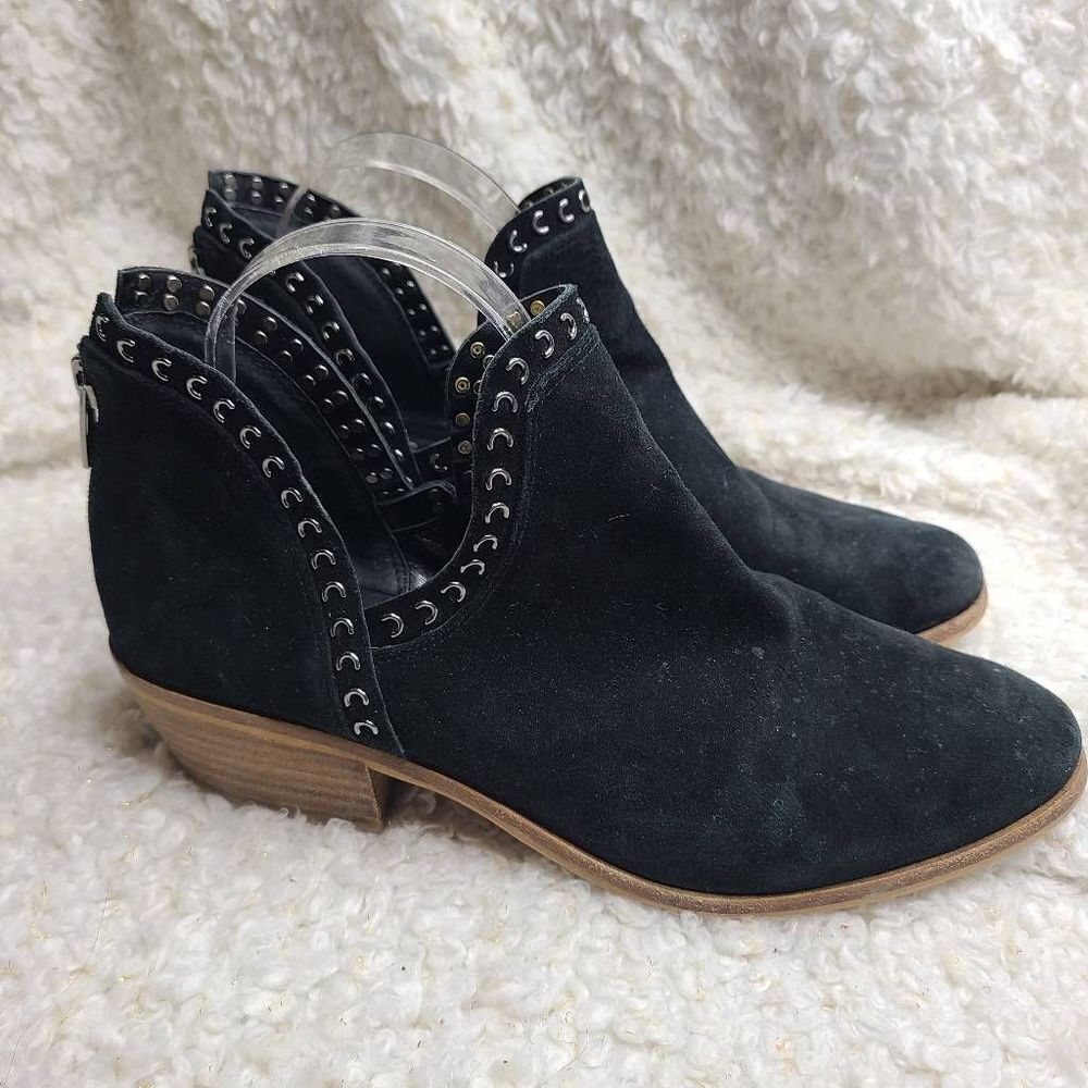 Vince Camuto Prafinta Black Suede Embellished Bootie sz 10‎